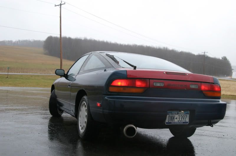 http://i70.photobucket.com/albums/i102/SR20drftSX/240rear1.jpg