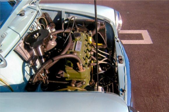 1960_Austin_Mini_engine_bay_resize_zps97