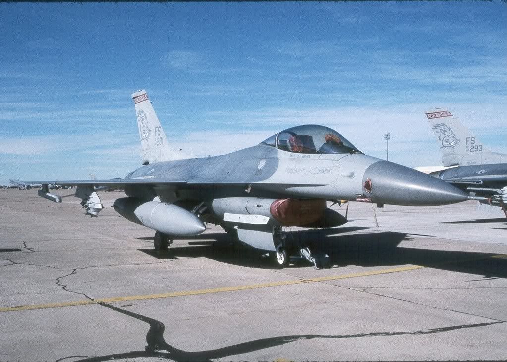 F-16C86-281FS.jpg