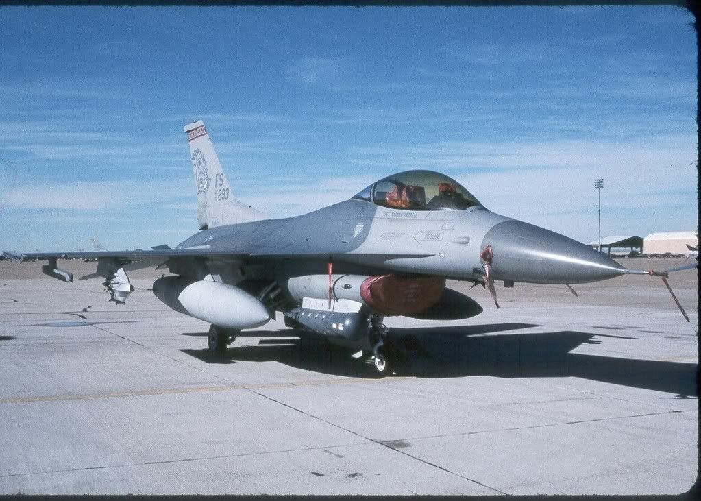 F-16C87-293FS.jpg