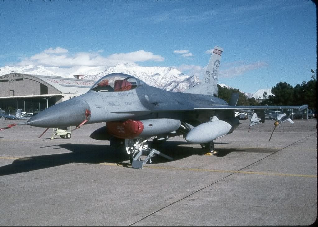 F-16C87-301FSa.jpg