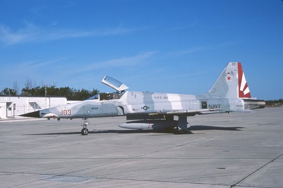 F-5N103.jpg