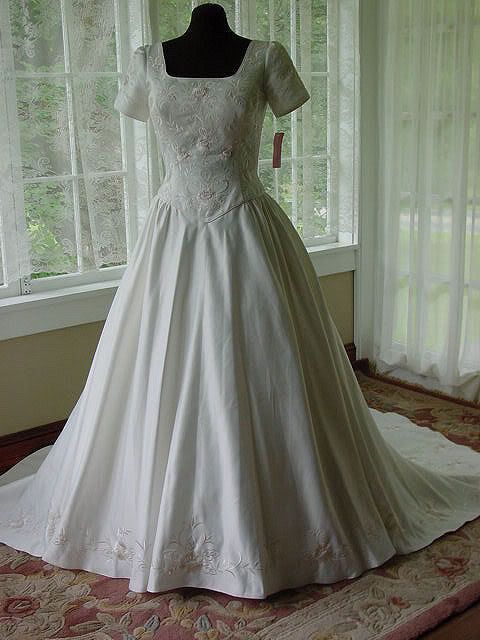 wedding dress designers, modest wedding gowns,