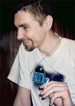 V_9, 2001, november