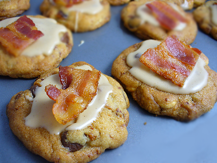 bacon_chocolate_chip_cookies_with_m.png