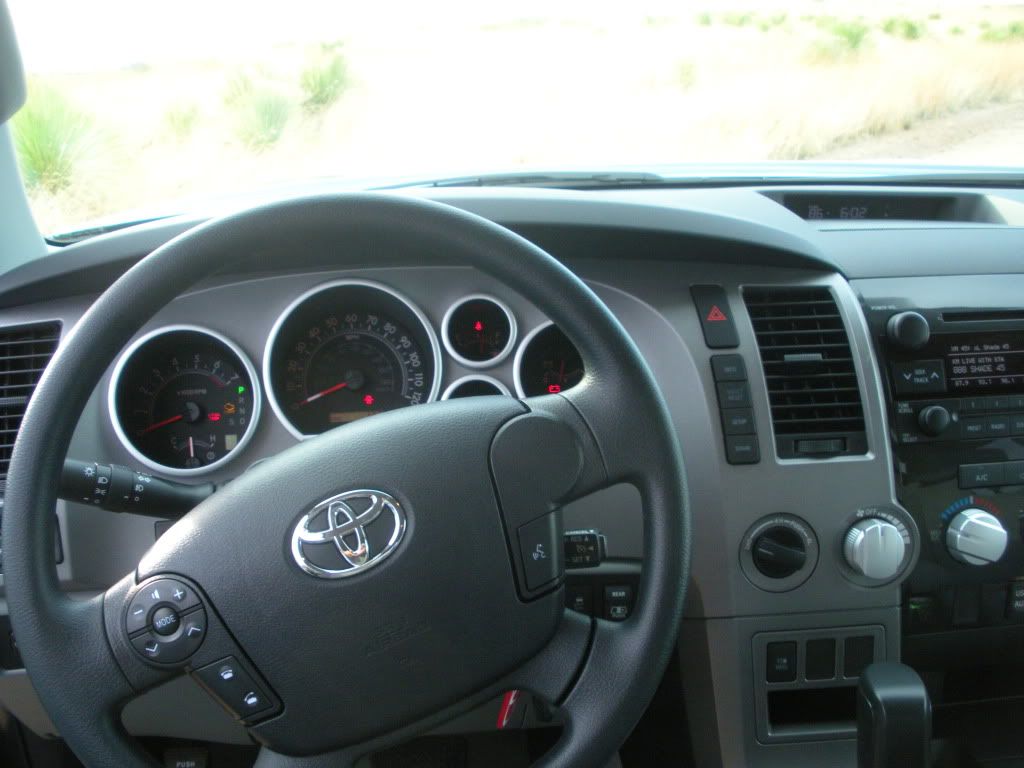 ToyotaTundra_007.jpg