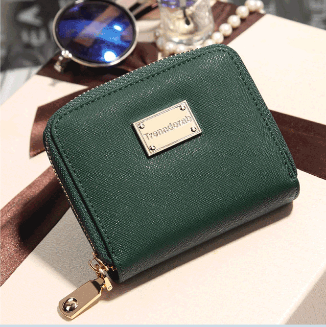  photo korean-women-purse.gif