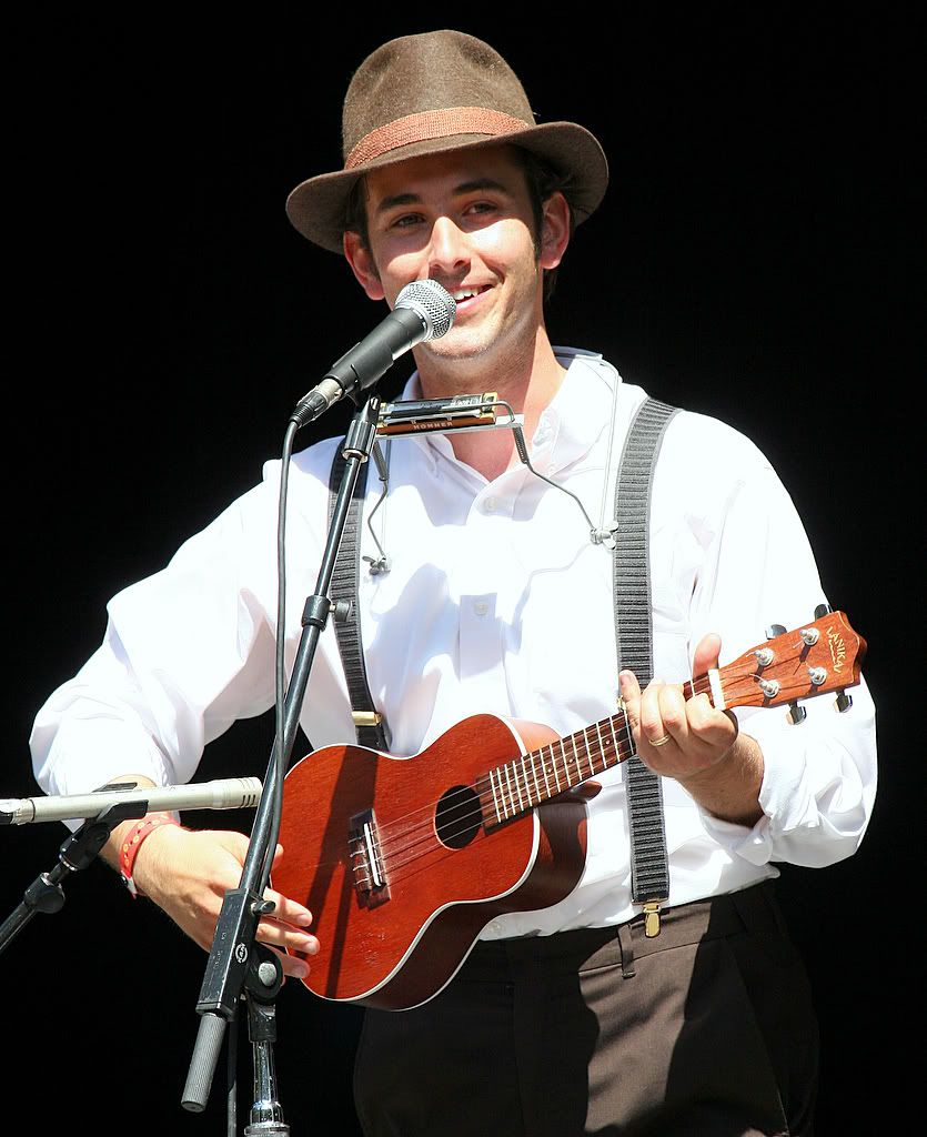 IMAGE: http://i70.photobucket.com/albums/i91/mikefromearth/IMG_9804.jpg