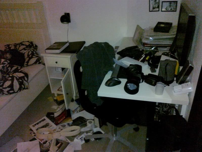 IMAGE: http://i70.photobucket.com/albums/i94/kaffemonster/08122009059.jpg