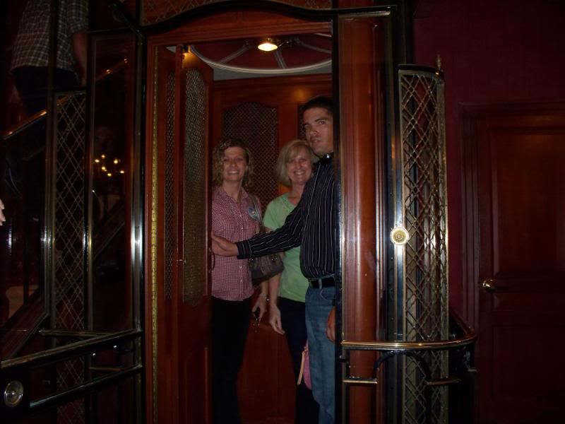 French Lift to go upstairs