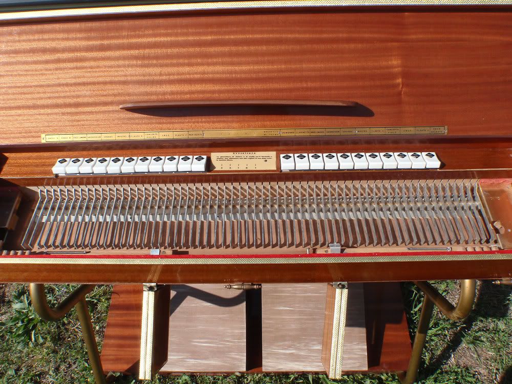 Cofisar Portable Pump Organ Photo by totalrod2 Photobucket