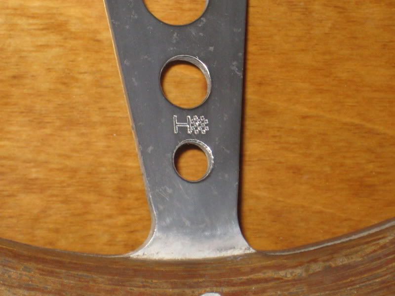 1-9-10-SteeringWheelfrompartscar.jpg
