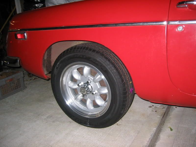 9-07-07-TireMounted001.jpg